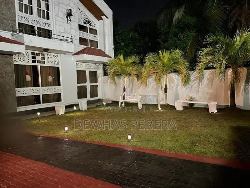 Artchitect Desigend 2 Story Modern House for Sale Kandana