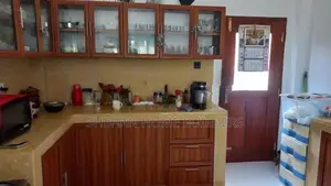 There storey House for sale in Niwandama
