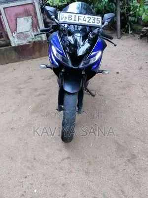 Yamaha R15 2019