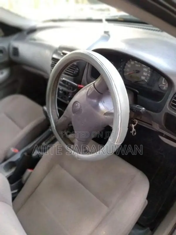 Nissan Sunny FB15 2001