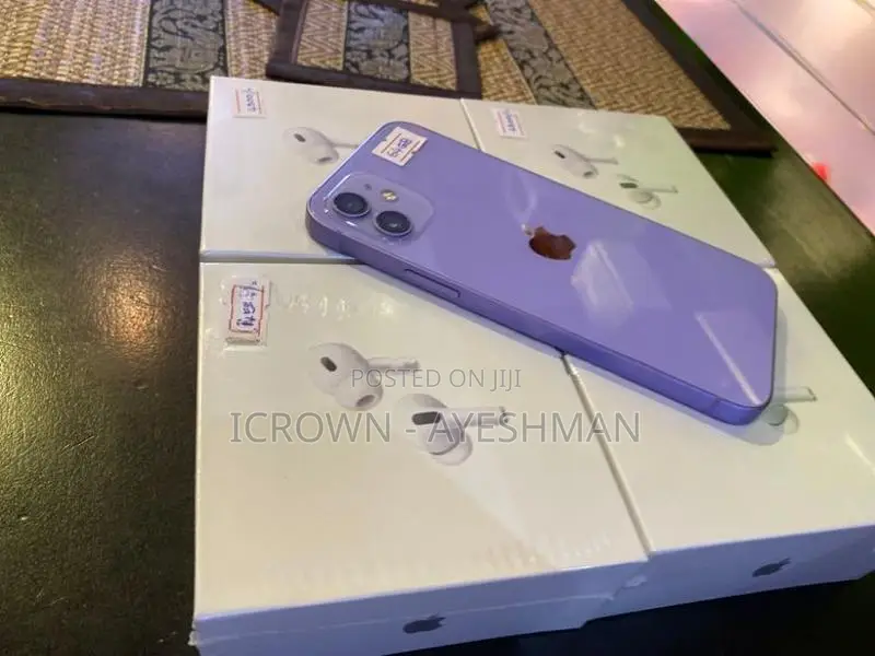 Apple iPhone 12 64GB (Used)