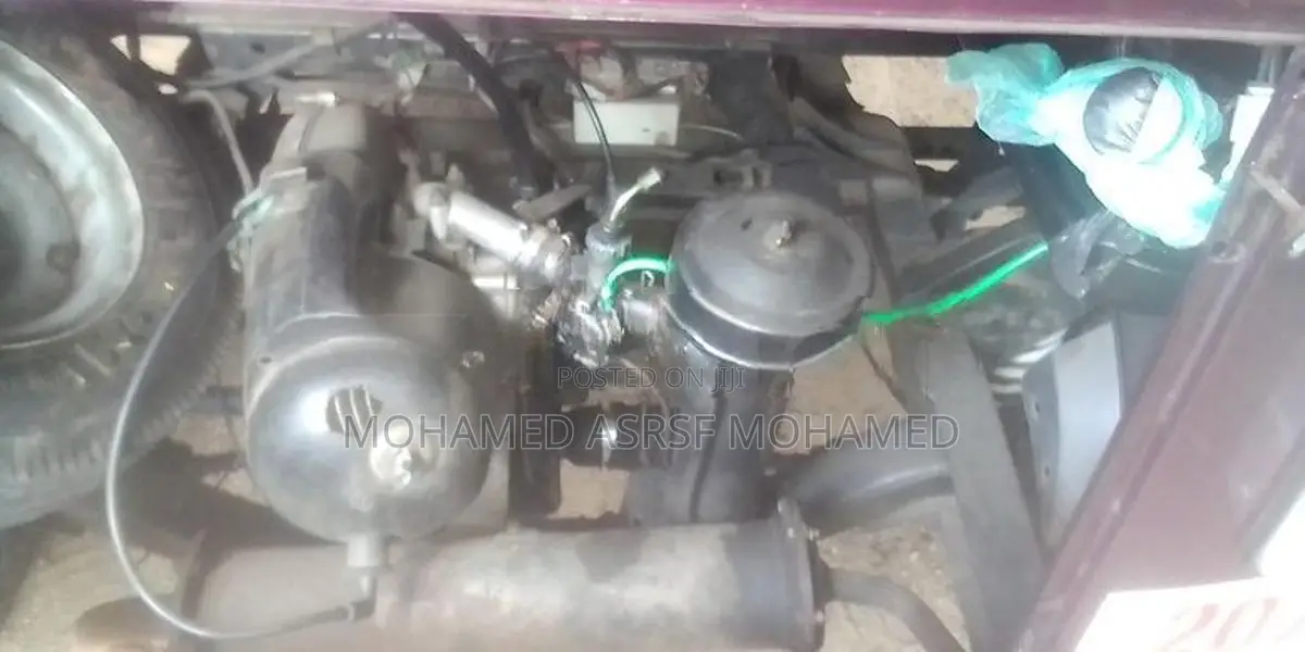 Bajaj RE Three Wheeler 2000