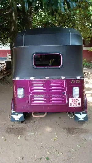 Bajaj RE Three Wheeler 2000