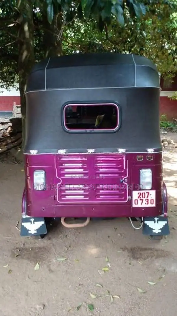 Bajaj RE Three Wheeler 2000
