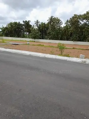 Pannipitiya Land Between Maharagama and Kottawa