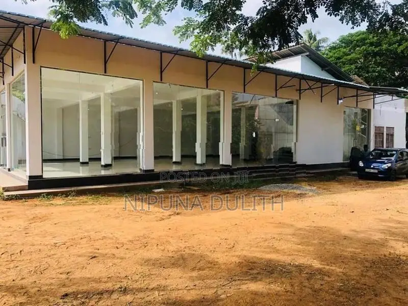Commercial Building with Annex for Sale in Ambalantota