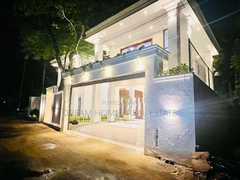 Luxury Brand New House for Sale Battaramulla