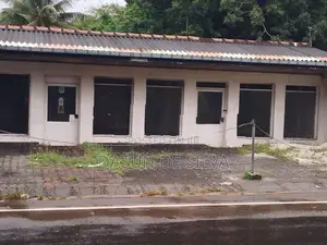 Gem Shop for Sale in Ahungalla