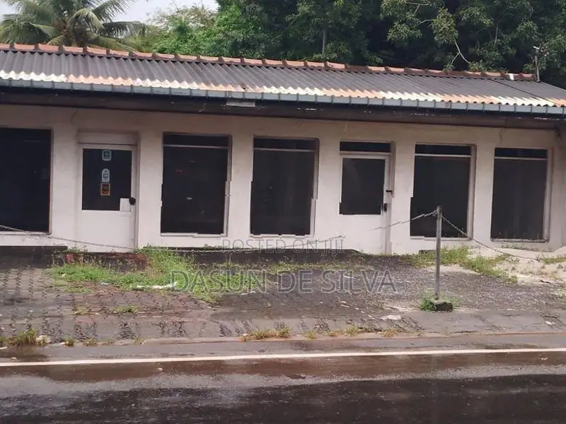 Gem Shop for Sale in Ahungalla