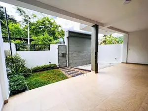 Super New House Sale in Thalawathugoda