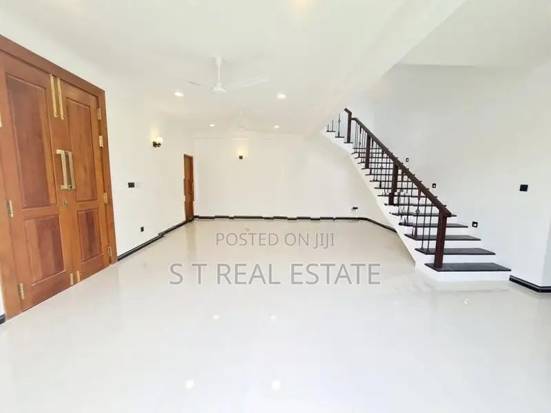 Modern Designed 5BR Luxury 3 Story House For Sale In Piliyandala