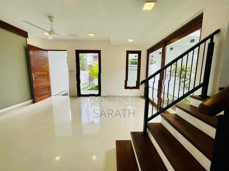 (AE048) 2 Storied Brand New House, Talawatugoda