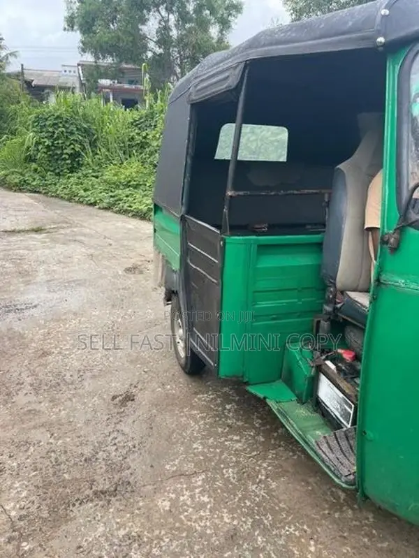 Piaggio Ape Three Wheeler 2016