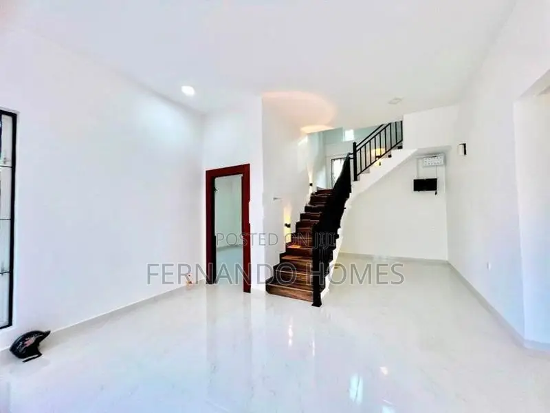 4 Bed Rooms With Luxury Brand New 2 Storied House For Sale Negombo