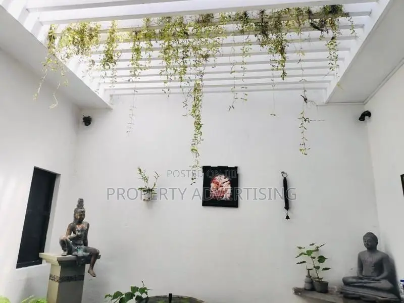 Luxury House for sale in Moratuwa