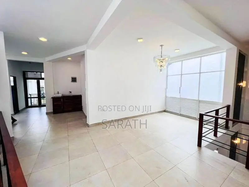 Super New House Sale in Thalawathugoda
