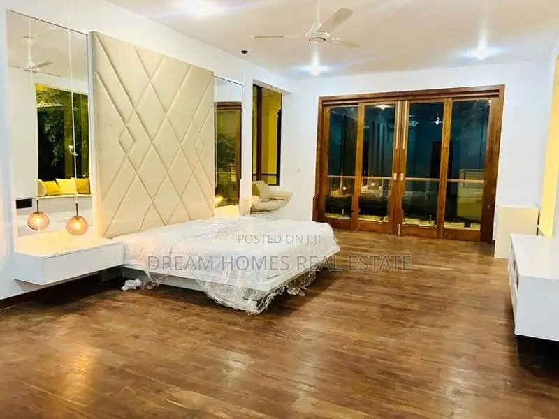 Luxury Brand New House for Sale Battaramulla