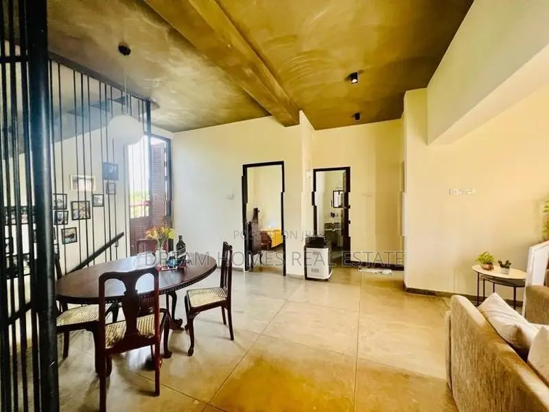 New Luxury 2 Storey House for Sale in Thalawathugoda
