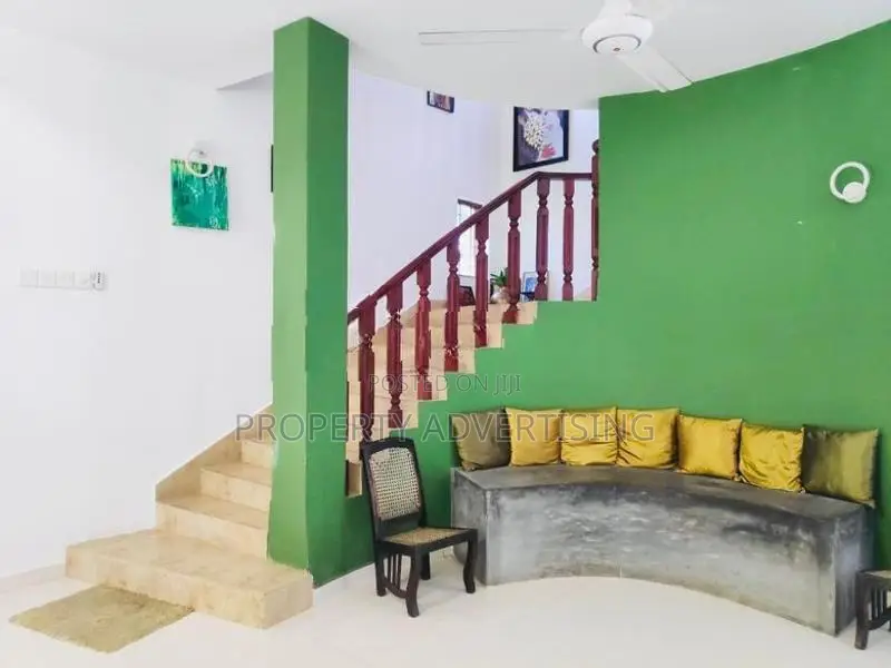 Luxury House for sale in Moratuwa