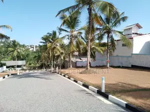 Pannipitiya Super Luxury Land for Sale in Vidyala Junction
