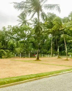 මිගොඩ නගරයට යාබද අගනා බිම්කොටස්