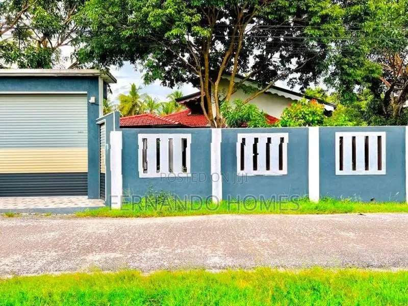 Single Story Completed House with 14.5 P Land For Sale Negombo