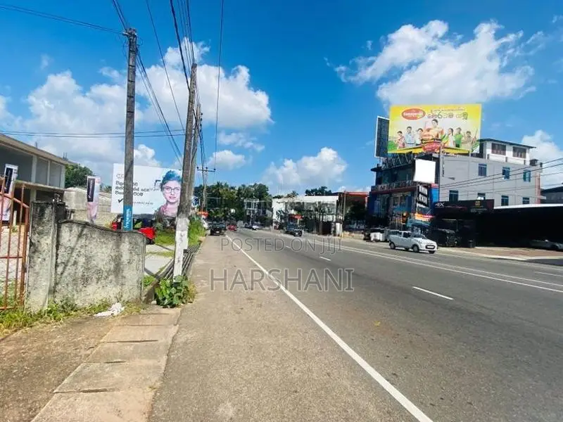 12P Superb Land Just Next to High Level Road, Kottawa