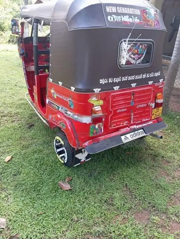 Bajaj RE Three Wheeler 2004