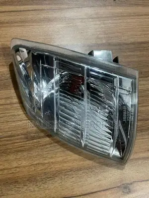 Nissan X Trail T30 Left Side Signal Light