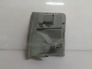 Nissan Caravan E25 Corner Lamp RH