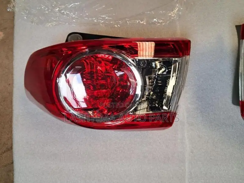 Toyota Corolla 141 Tail Lamp L R
