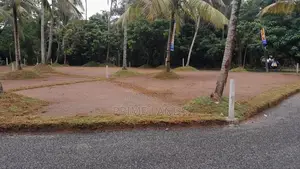 Land for Sale in Athurugiriya
