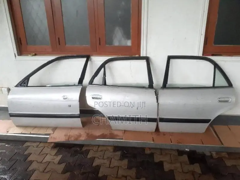 Corolla AE110 Old Model Dickey/Door