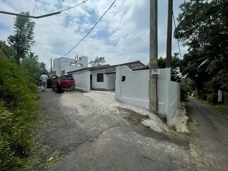 (TMD118) 12 Perches Single Story House for Sale in Maththegoda Kottawa