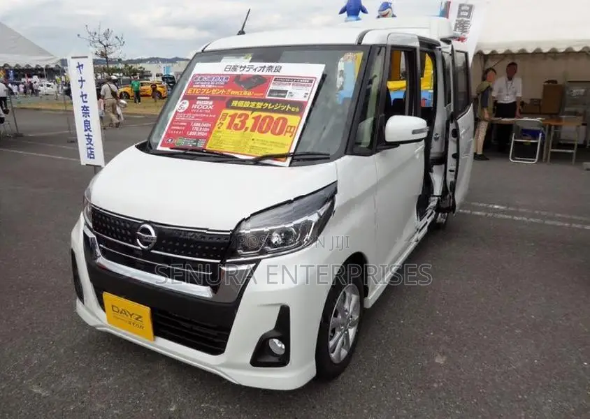 Nissan Dayz Roox B21A Head Light RH