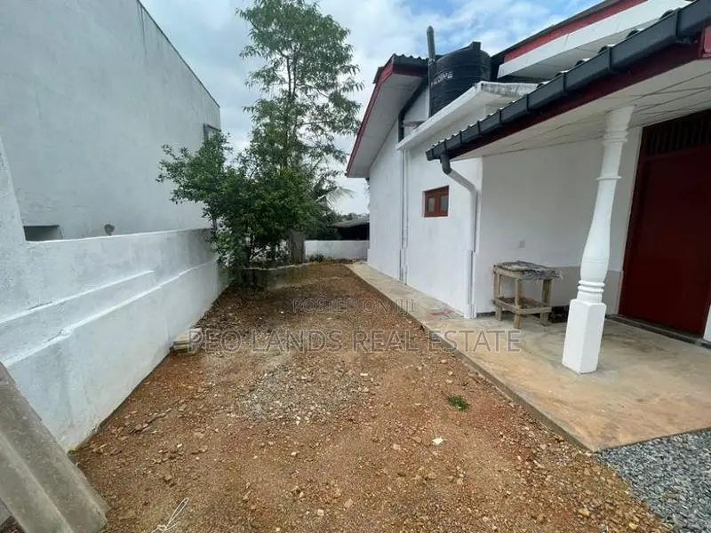 (TMD118) 12 Perches Single Story House for Sale in Maththegoda Kottawa