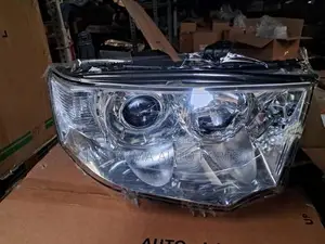 Mitsubishi Montero Sport Head Lamp L R