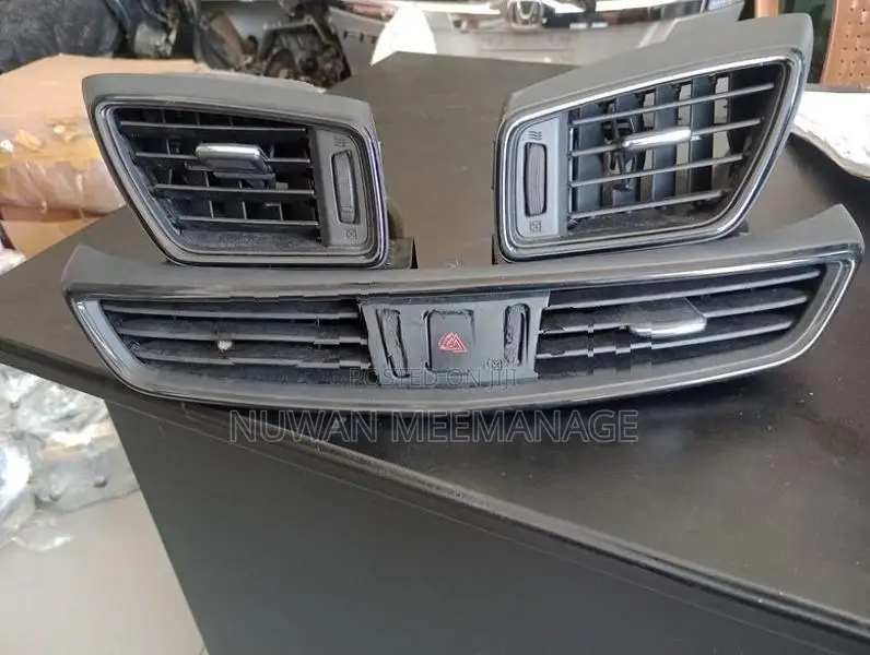 Nissan X Trail T32 AC Vent