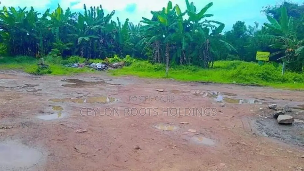 20Ft Entrance Road, Valuable Land for Sale in Bokundara Junction