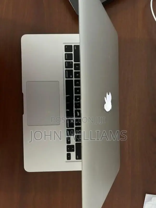 MacBook Air - 128GB