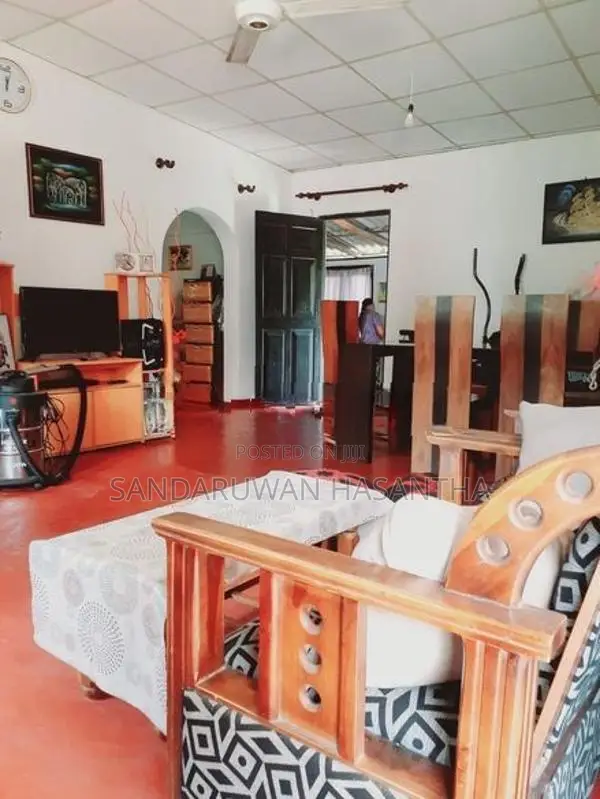 Land with House for Sale in Maharagama