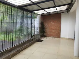 5 Bedroom House for Sale in Railway Avenue, Maharagama (SH 14965)