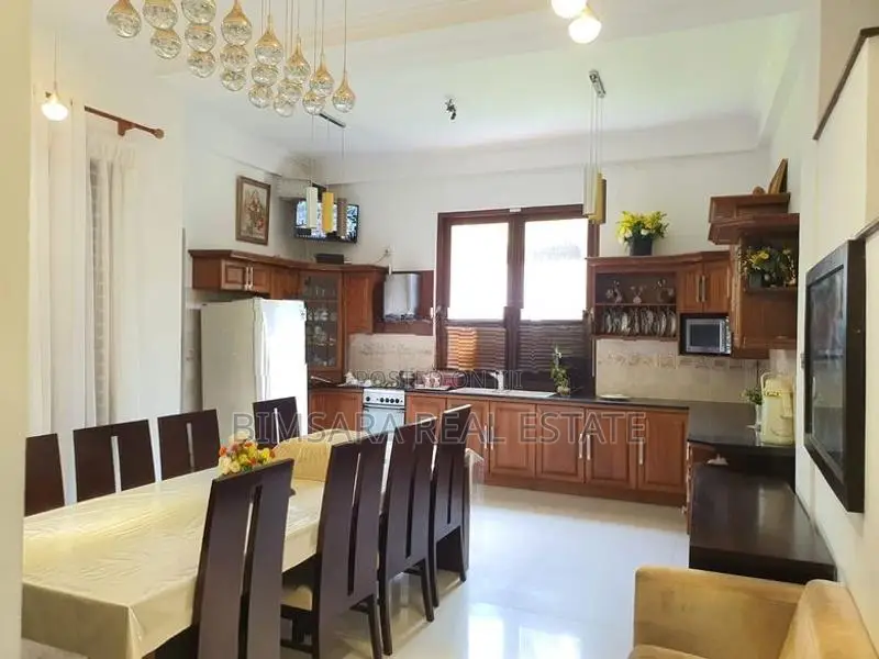 3 Storey Luxury Mansion for Sale in Dehiwala | SH14860