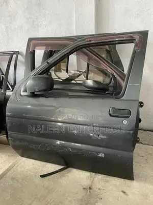 Nissan Terrano Power Door Set
