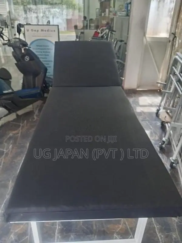 Examination Bed Powder Coted (180 x 62 73cm)