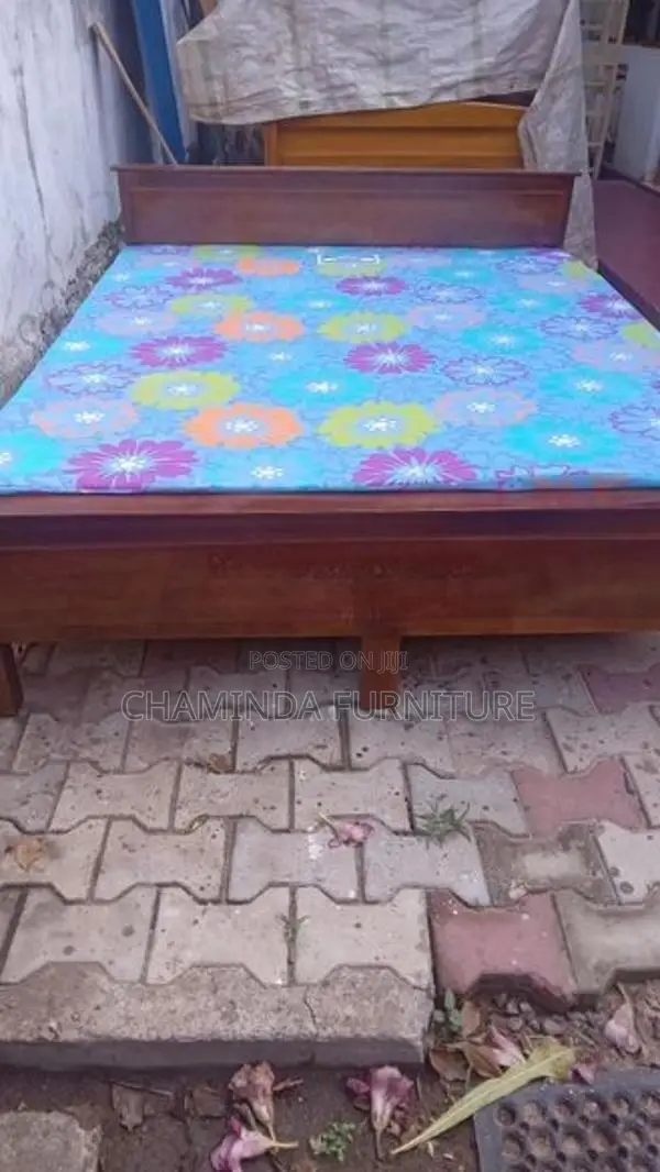 6ft *5ft Bed