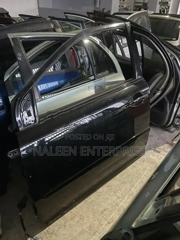 Toyota Harrier MHU38 Doors And Parts