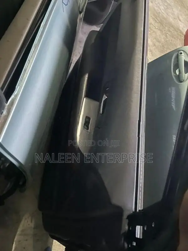 Toyota Harrier MHU38 Doors And Parts