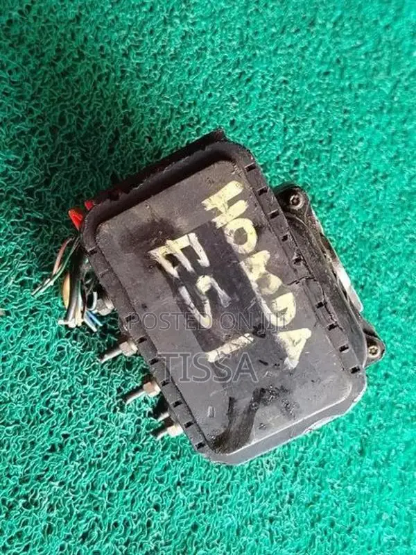 Honda Civic ES1 ABS Unit