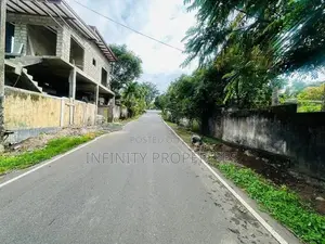(IP65) Land with house for sale in Madapatha Piliyandala